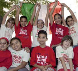 CAMPAGNA “L’ITALIA SONO ANCH’IO” Contribuisci anche tu al diritto di cittadinanza per i bambini stranieri nati in Italia firmando la Petizione. Informati sul sito www.italiasonoanchio.it